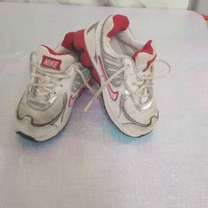 🎉Host pick 🎉Nike Shox Qualify shoes